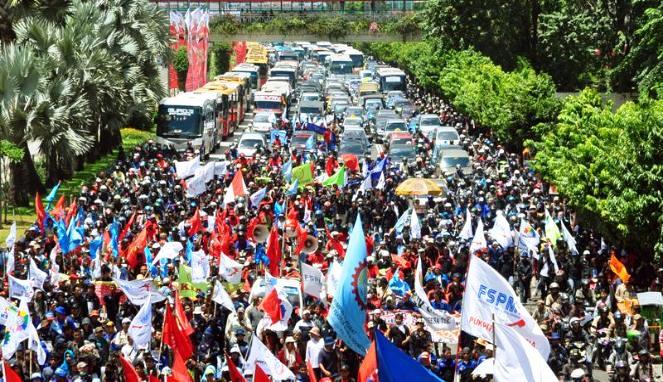 May Day, Pekerja Blokade Akses ke Bandara Soekarno-Hatta